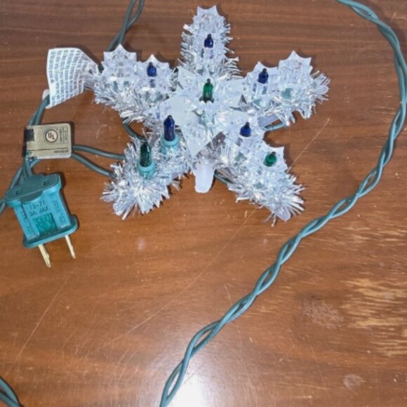 Star Tree Topper with White, Blue and Green Bulbs - Picture 4 of 4
